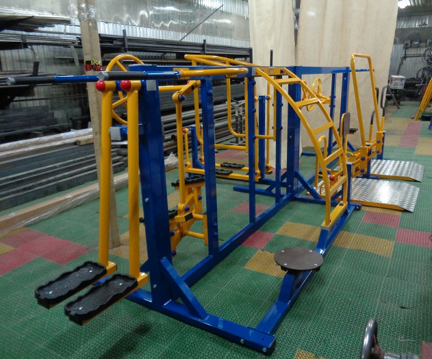 картинка УТИ-0010 Уличный тренажерный комплекс для инвалидов-колясочников от производителя реабилитационного оборудования и ЛФК