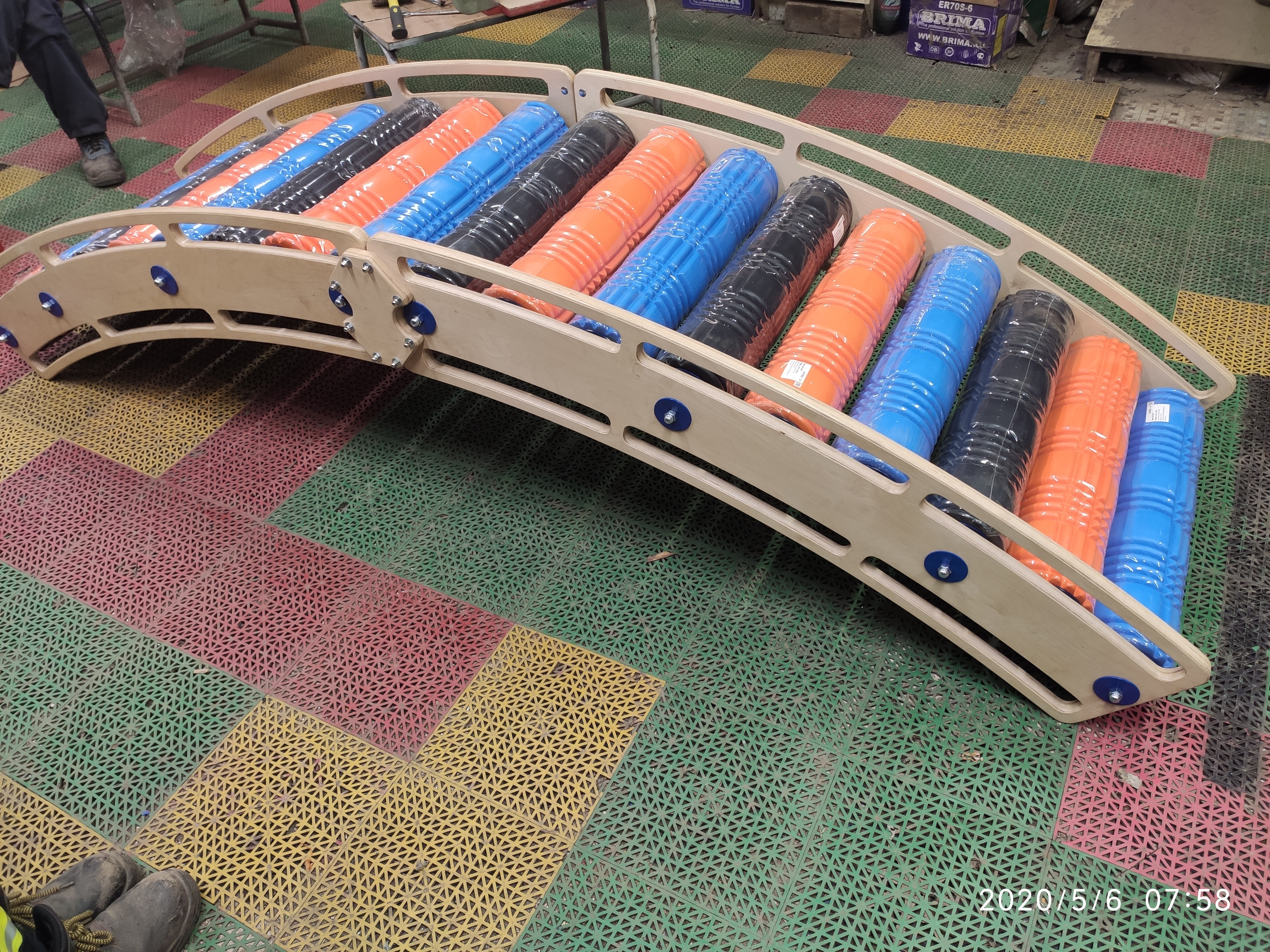 картинка Горка Радуга для ЛФК с роликами от производителя реабилитационного оборудования и ЛФК